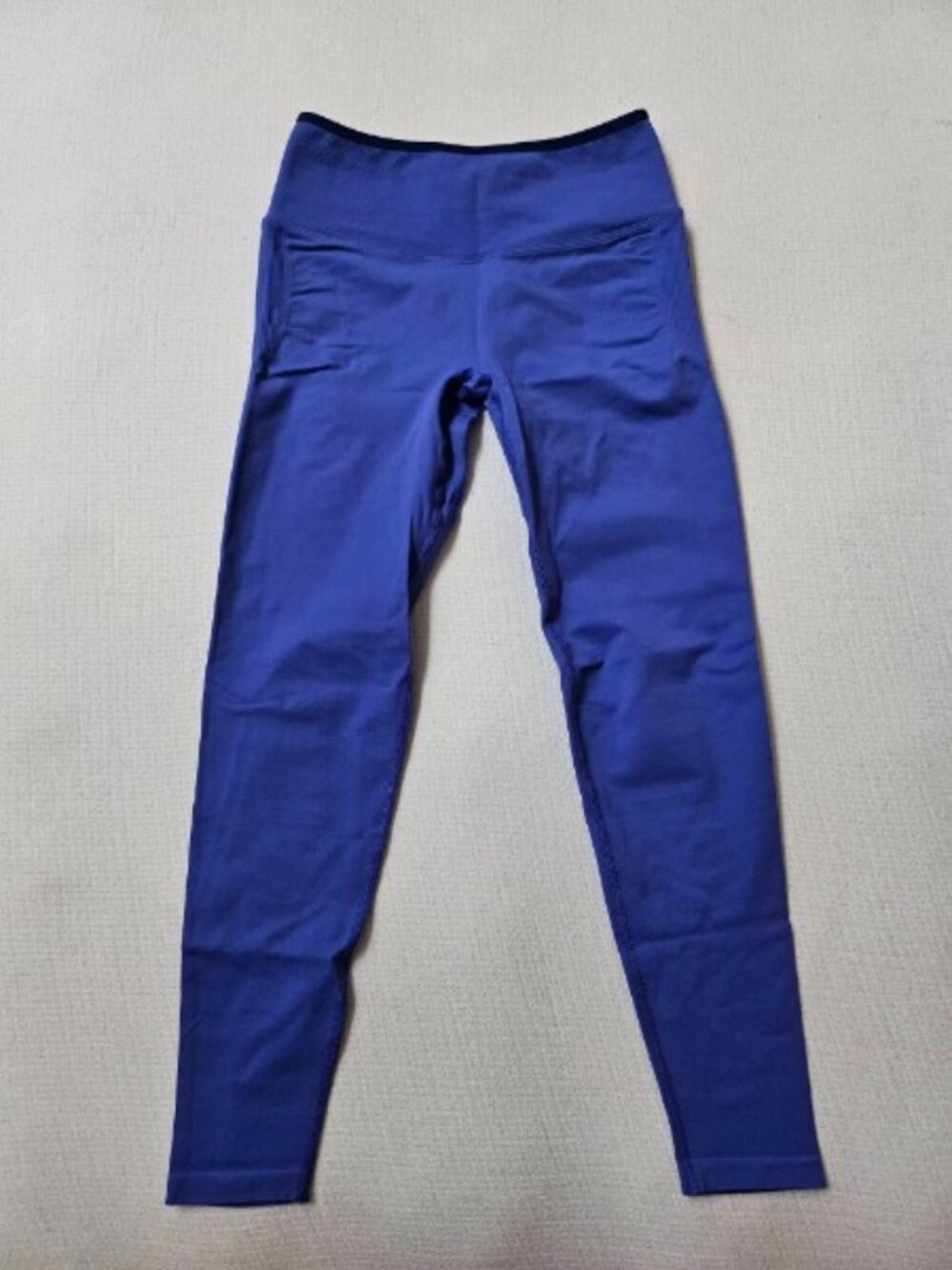 Fabletics Seamless Scrunch High-Waisted Legging (Sapphire Sky/Admiral Blue)